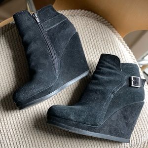 Dolce Vita Black Suede Wedge Booties